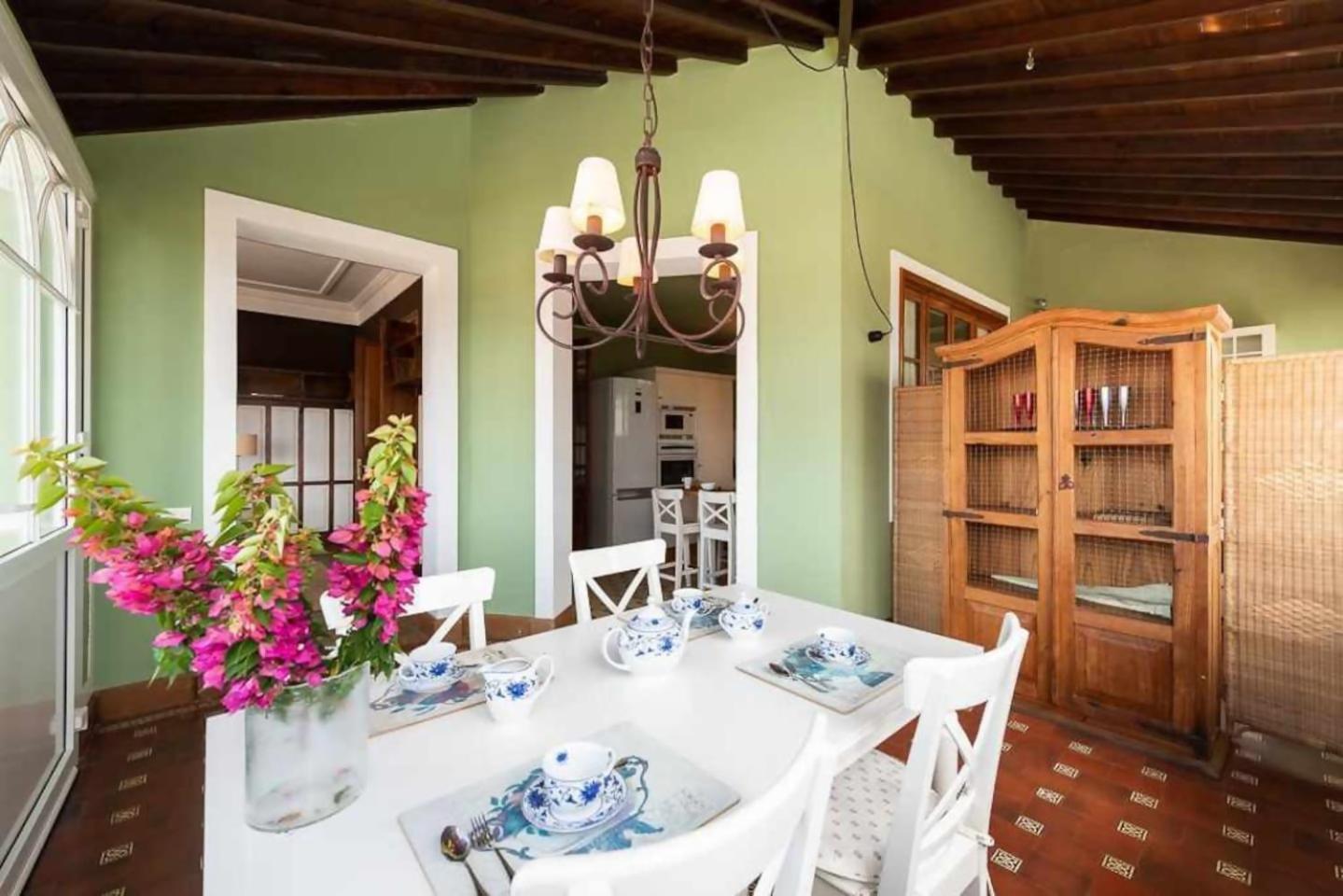 Amplia Villa de lujo con piscina climatizada Las Palmas de Gran Canaria Esterno foto